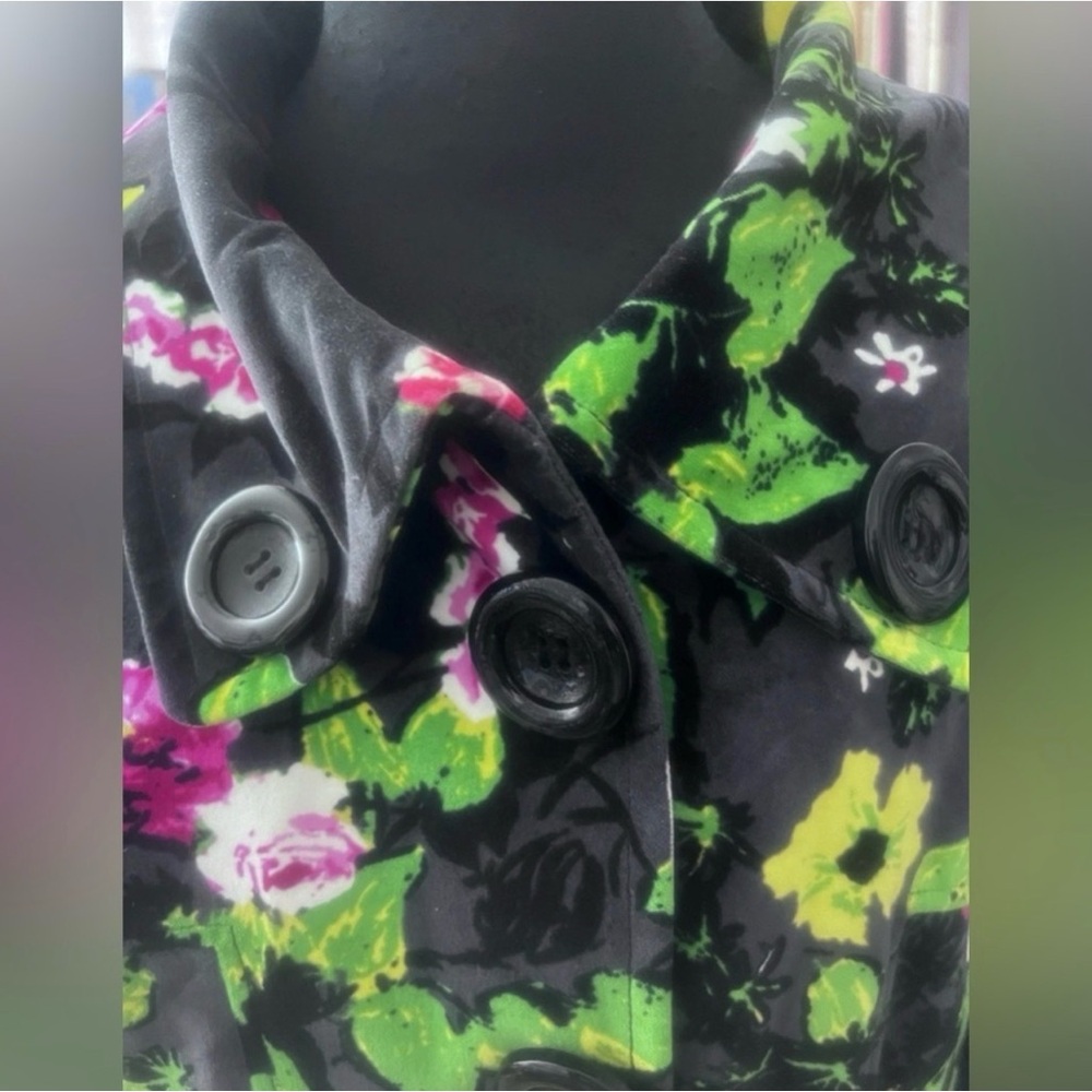 Vintage Carlisle Black Floral Cropped Pea Coat with Pink & Green Accents video - Picture 8 of 13